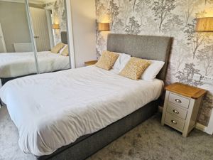 WINCHESTER LODGE- click for photo gallery